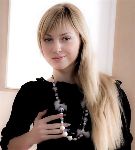 Lukayva.