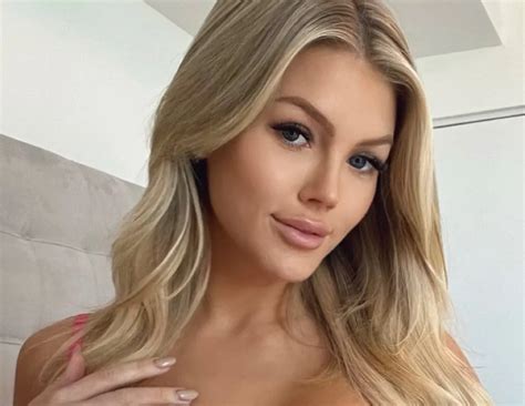 Scarlettkisessxo.