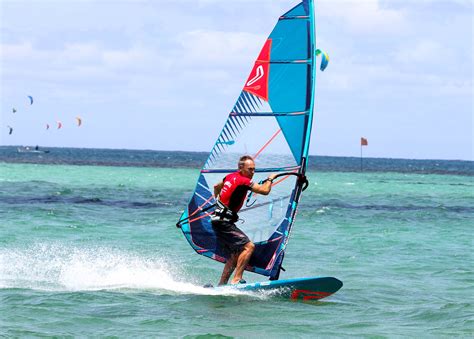 windsurfing.